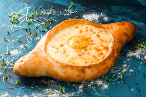 Хачапури по-аджарски